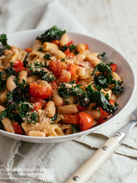 Pasta with Kale and White Beans